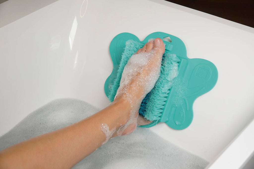 Cepillo para pies 3 en 1 que limpia, exfolia y masajea